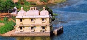 Badal Mahal, Dungarpur