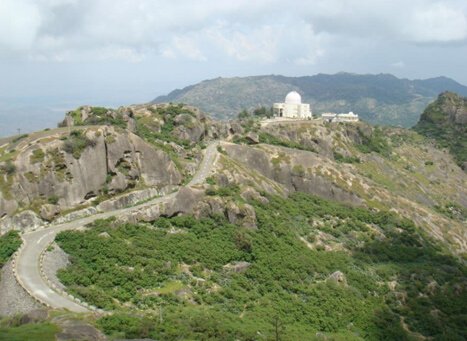 Guru Shikhar, Mount Abu