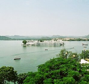 Udaipur Sightseeing Tour